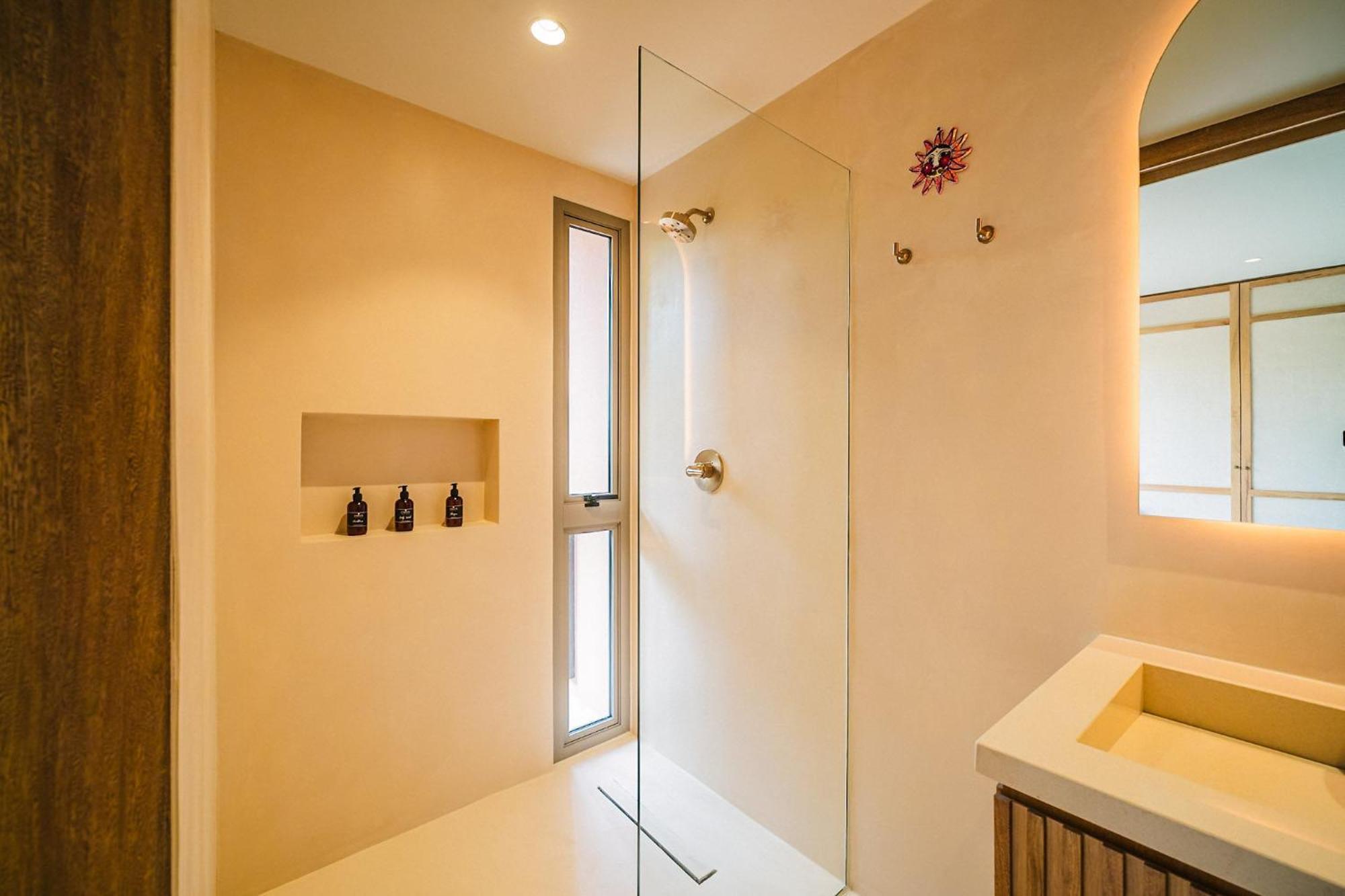 Divine 2br W Pool Gym Yoga Classes Restaurant Apartment Tulum