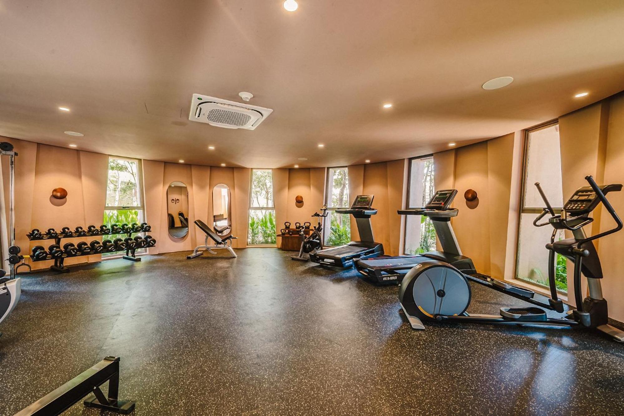 Apartment Divine 2br W Pool Gym Yoga Classes Restaurant *